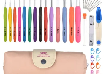 Essential Crochet Hook Set with Accessories for Effortless DIY Knitting Projects